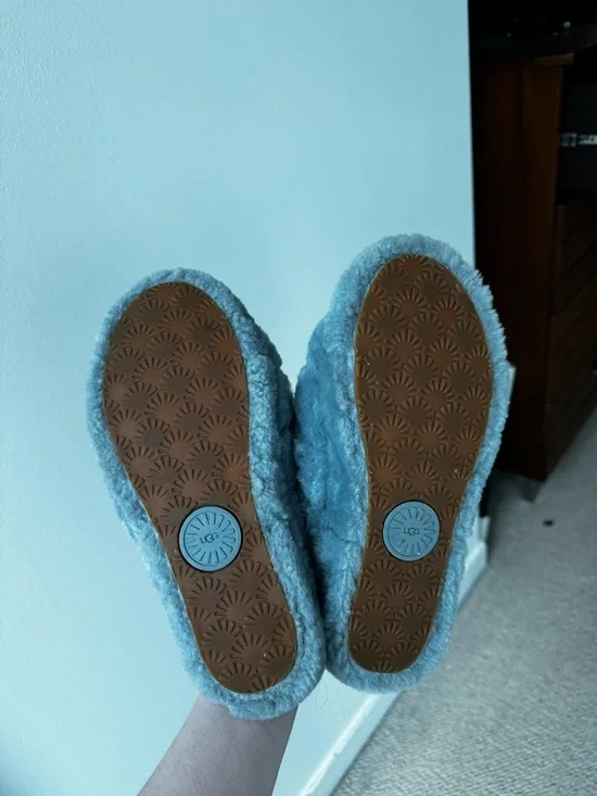 Light Blue UGG Fluff Yeah Slide Sandals Size 8 - Picture 3 of 7
